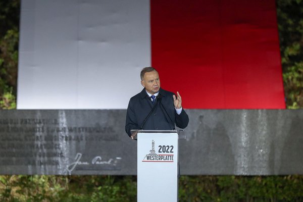Prezydent: na Westerplatte spotykamy się także po to, aby ostrzec świat 