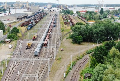 Kończy się przebudowa linii kolejowych do portów w Szczecinie i Świnoujś...