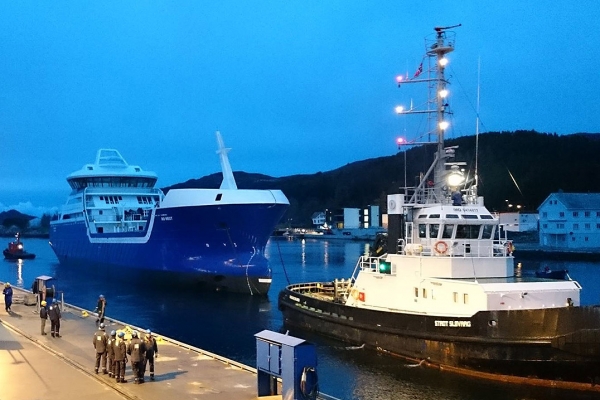 Kolejne dwa częściowo wyposażone statki ze stoczni Marine Projects