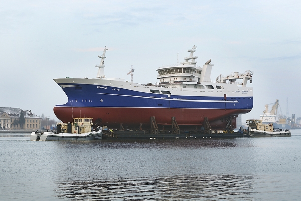 Częściowo wyposażony trawler z Marine Projects dla stoczni Larsnes