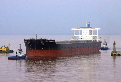 Nowy rekord wielkości statku z ładunkiem w Gdyni