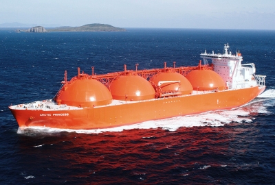 Zbliża się pierwsza ''spotowa'' dostawa LNG w Świnoujściu