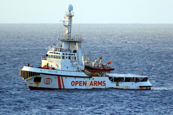 Hiszpania przyjmie tylko 15 pasażerów statku Open Arms