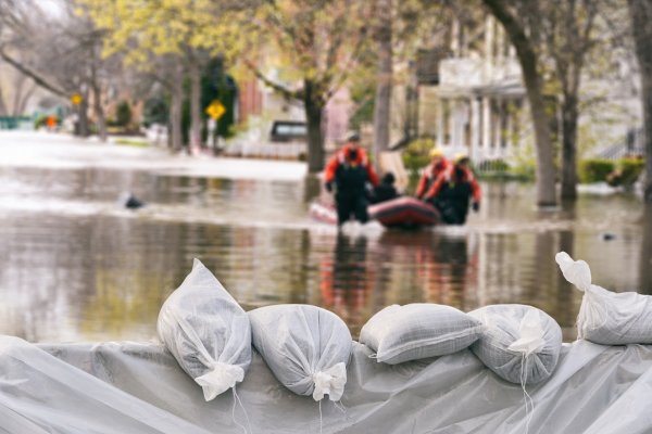 Zjawisko błyskawicznych powodzi miejskich tematem obrad Komisji Wspólnej Rządu i Samorz...