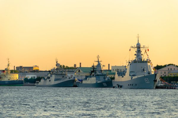 Wspólne ćwiczenia flot wojennych Rosji, Chin i RPA