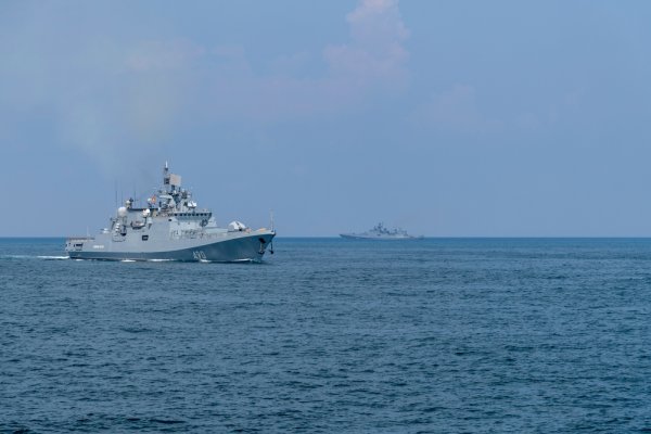Ukraińska Marynarka Wojenna: na Morzu Czarnym rosyjskie okręty, które mogą przenosić do...
