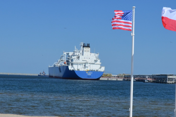 Trwa rozładunek pierwszej dostawy amerykańskiego LNG z kontraktu z Cheniere Energy