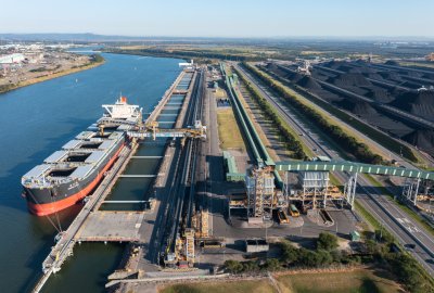 Australia: Największy port węglowy na świecie zablokowany przez aktywist...