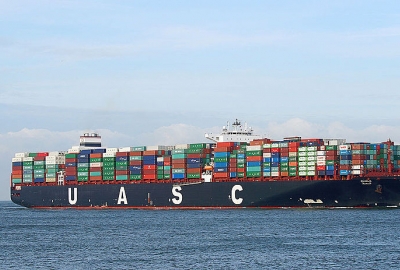 Hamburg: na statku Alula palił się kontener