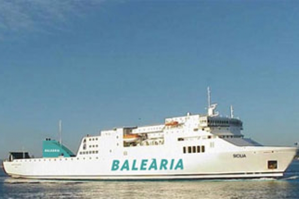 Balearia uruchamia nowy prom na trasie Barcelona-Ibiza