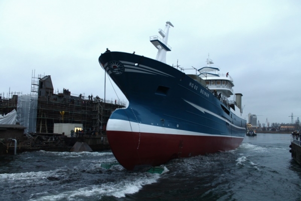 Stocznia Nauta podpisała umowy na budowę dwóch trawlerów