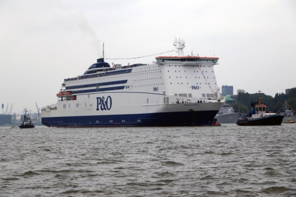 Nielegalni imigranci na pokładzie promu P&O Ferries