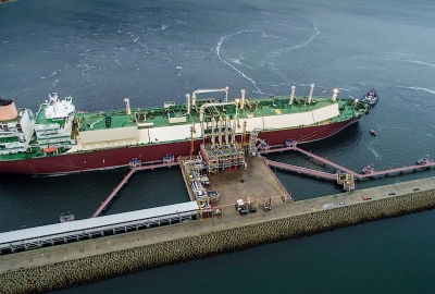 PGNiG zamawia pięć dostaw LNG do Świnoujścia