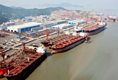 Chińska grupa stoczniowa zamknie trzy swoje 