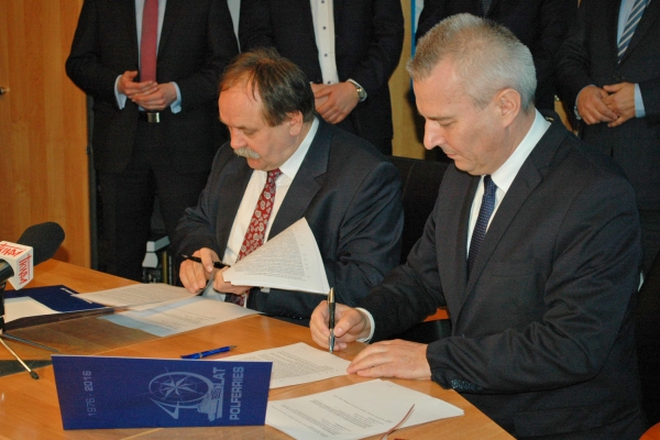 Kołobrzeg: Kontrakt na budowę promu pasażersko-towarowego podpisany