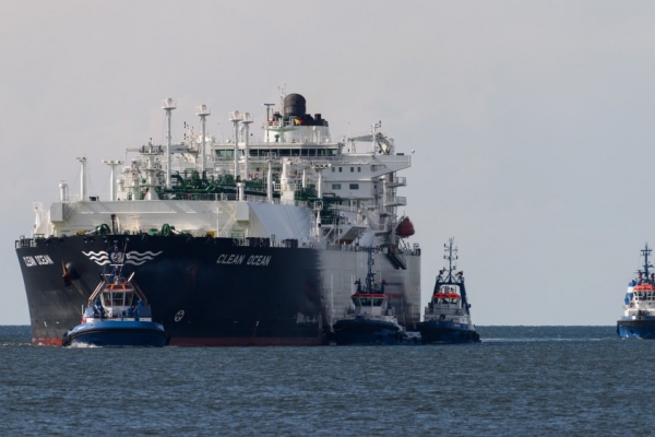 Szijjarto: obecnie nie ma warunków do importu gazu LNG z USA