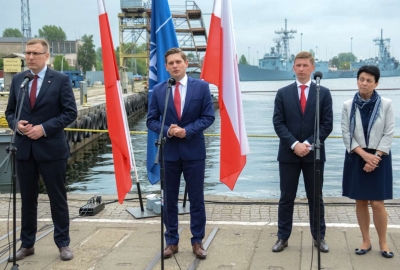 Polska Grupa Zbrojeniowa przejmuje Stocznię Marynarki Wojennej
