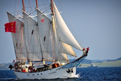 Polski żaglowiec na prowadzeniu pierwszego etapu The Tall Ships Races