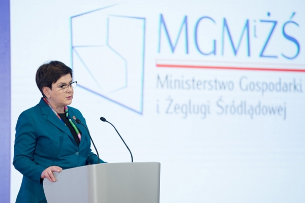 Szydło: chcemy rozwijać współpracę z Chinami w dziedzinie transportu