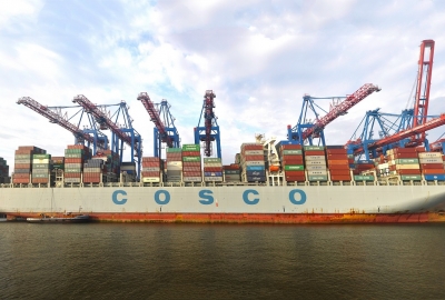 HHLA: Nowe suwnice obsłużą największe statki kontenerowe