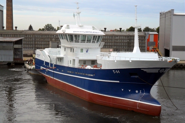 Nowy częściowo wyposażony statek rybacki ze Stoczni Wisła