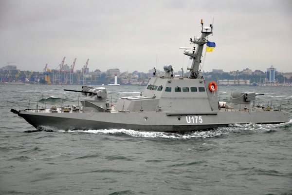 Marynarka wojenna: Rosja zwróciła okręty przejęte w Cieśninie Kerczeńskiej 