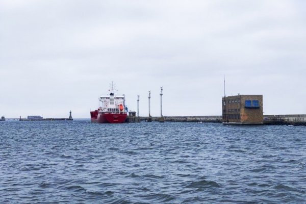 Pierwszy morski transport oleju napędowego trafił do portu w Gdyni