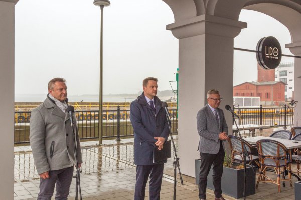 Zachodniopomorskie: Trzaskowski upomina się o interesy branży turystycznej