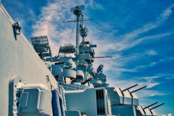 Bosak: Polska zasługuje na sprawną Marynarkę Wojenną