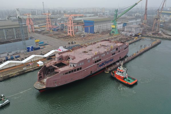 Remontowa Shipbuilding zwodowała czwarty prom dla BC Ferries [VIDEO]