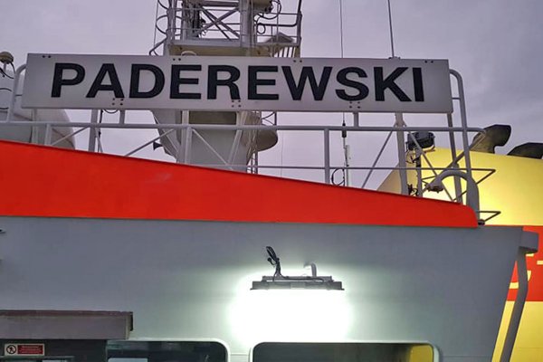 Tragiczny wypadek na statku Paderewski podczas operacji żurawiem pokładowym