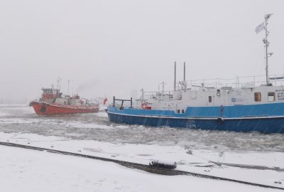 Lodołamacze wznowiły pracę na Wiśle