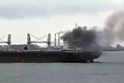 Kolejny statek handlowy uderzony rosyjskim pociskiem na Ukrainie - jeden...