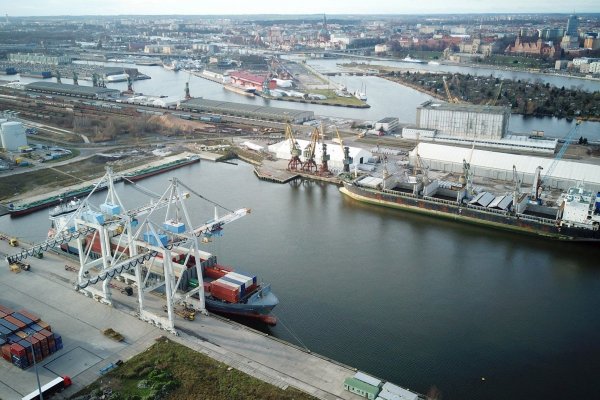 Porty Szczecin i Świnoujście z dodatnim wynikiem operacyjnym za pierwsze półrocze 