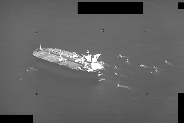 Marynarka wojenna USA: Iran nielegalnie przejął drugi tankowiec w ciągu tygodnia
