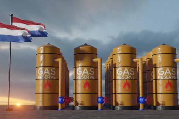 Mimo posiadania największych złóż gazu w Europie Niderlandy muszą importować surowiec...