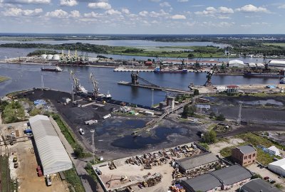 Poprawia się dostęp do portu w Szczecinie w rejonie Basenu Kaszubskiego...