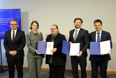 Umowa na budowę falochronów osłonowych w porcie Gdynia podpisana!