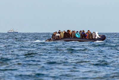 Znaleziono ciała trzech migrantów na plaży na północy Francji