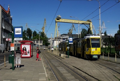 Trwa istotny dla szczecińkiej stoczni remont torowiska