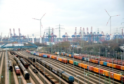 Port Hamburg - siła w kolei