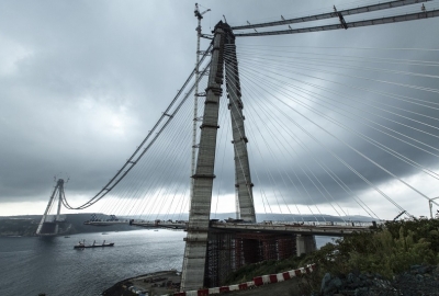 Prezydent Turcji Erdogan otworzył most nad Bosforem