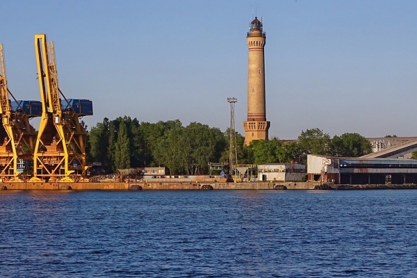 Zanieczyszczona woda w świnoujskim porcie